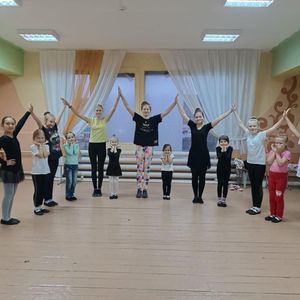 12.09 «Искры танца» (13+). Начало в 20:00.Цена: 200р.